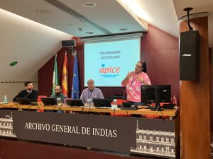 Ápice acude al Archivo General de Indias